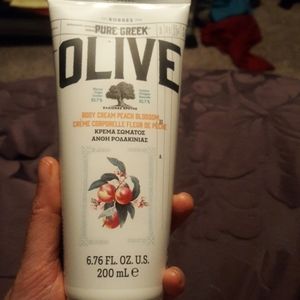 Korres anti aging body cream